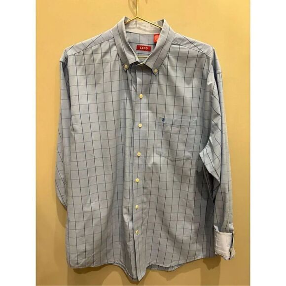 Izod Other - IZOD men’s Xl pale blue box plaid oxford style bottom down loose fit EUC